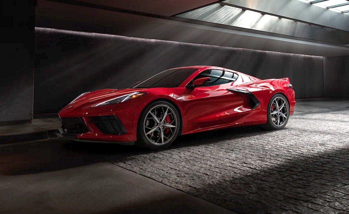 El Chevrolet Corvette Stingray Z51 pierde 30 CV en Europa