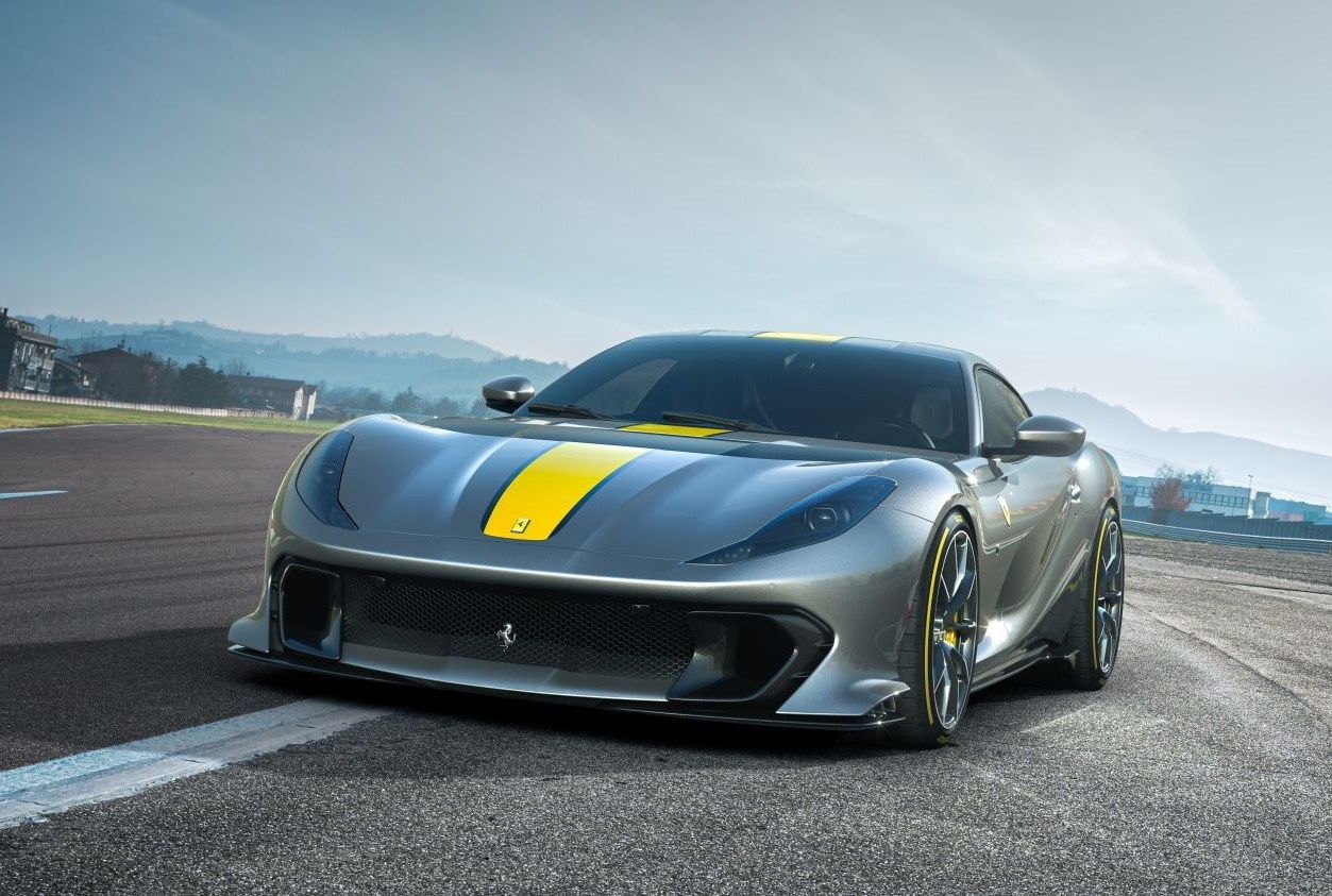 El radical Ferrari 812 Versione Speciale desvelado oficialmente con 830 CV