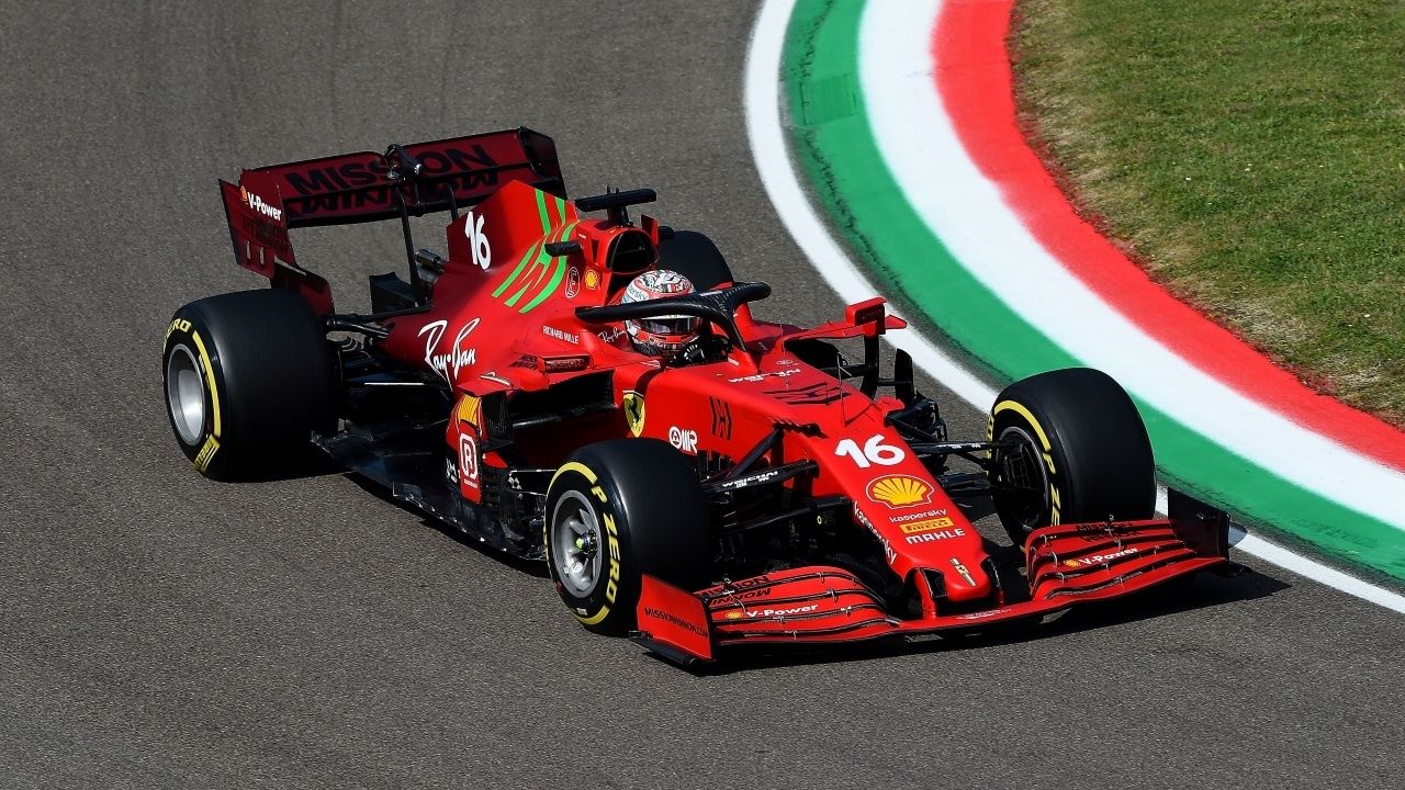 Ferrari prueba el suelo en Z con Sainz y Leclerc