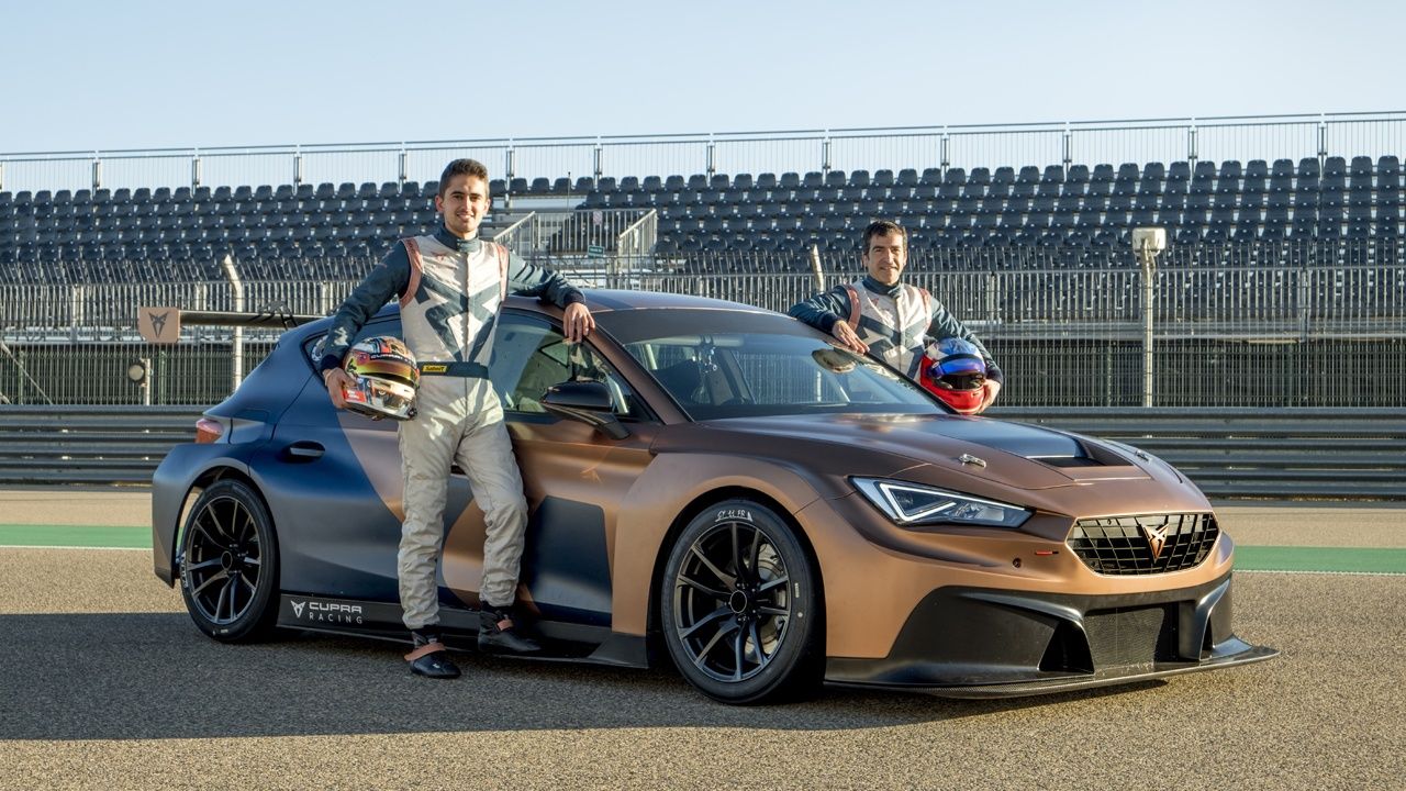 Jordi Gené y Mikel Azcona serán los pilotos de CUPRA en el WTCR 2021