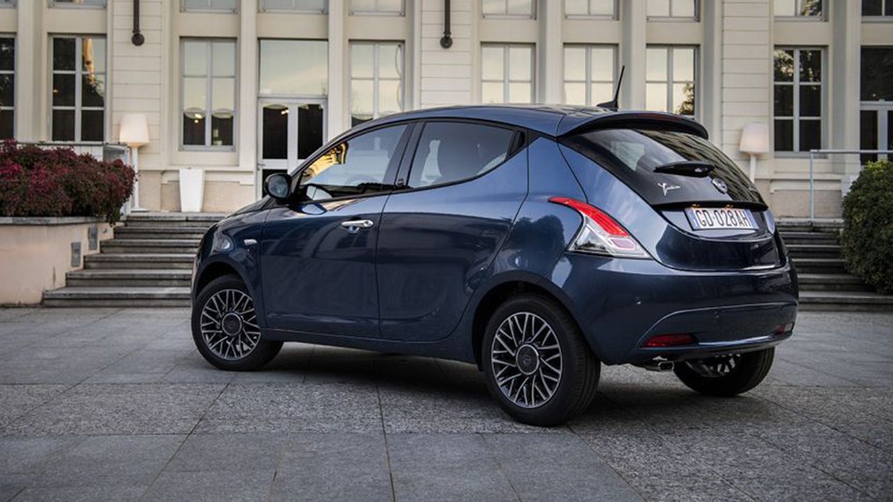 Lancia Ypsilon - posterior