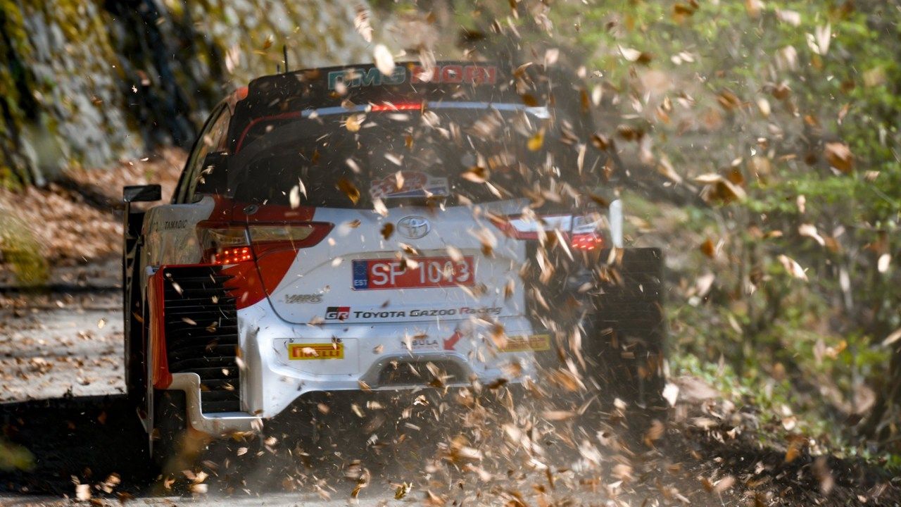 Liderato de Neuville y accidente de Rovanperä en el inicio del Rally de Croacia