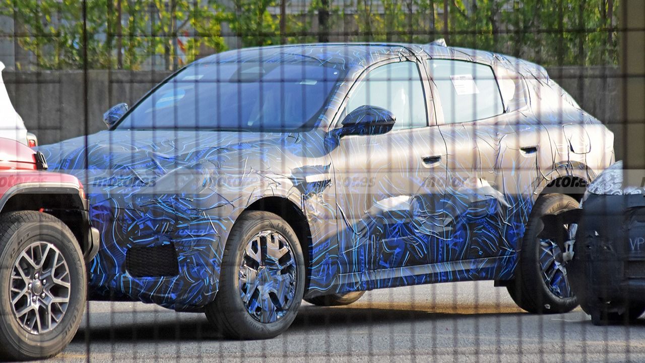 El esperado Maserati Grecale al detalle en estas nuevas fotos espía