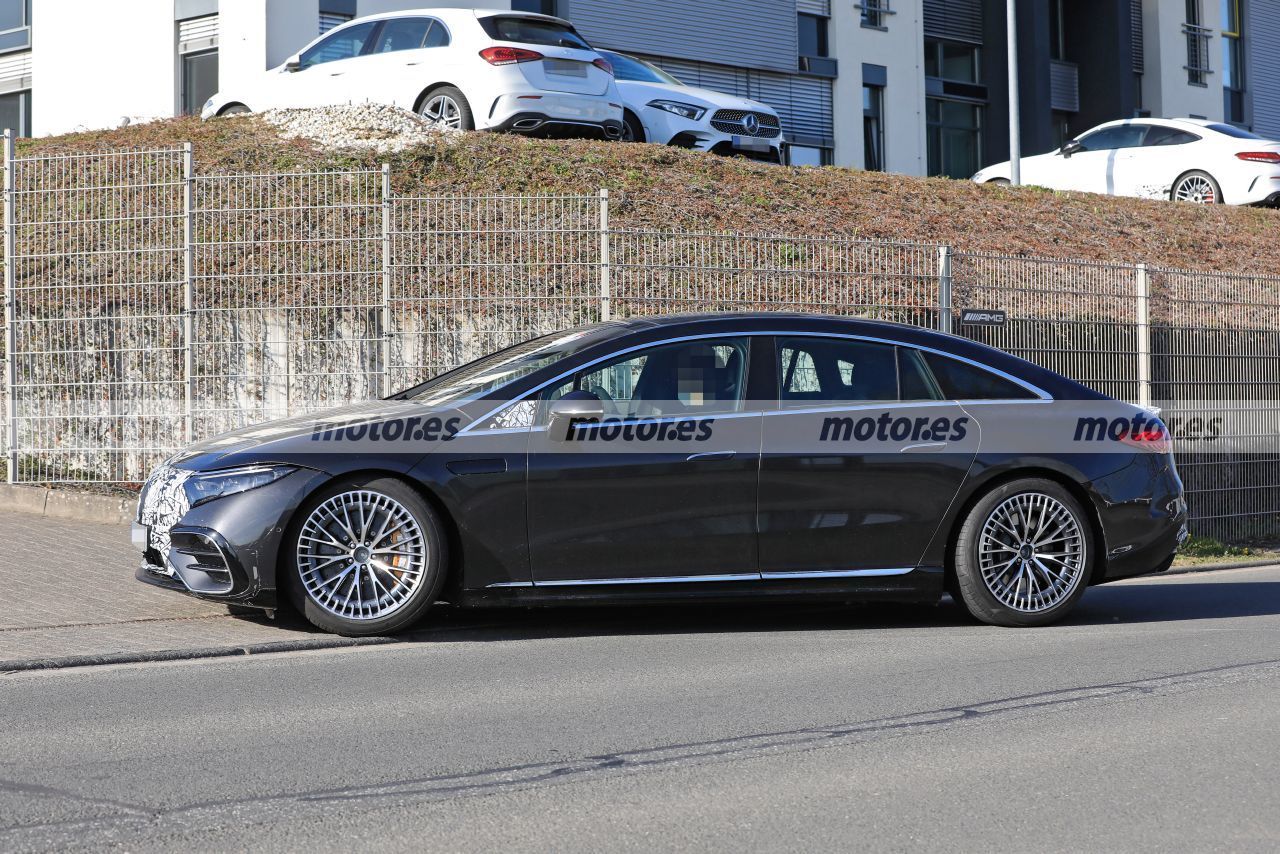 Foto espía Mercedes-AMG EQS 2022 - exterior