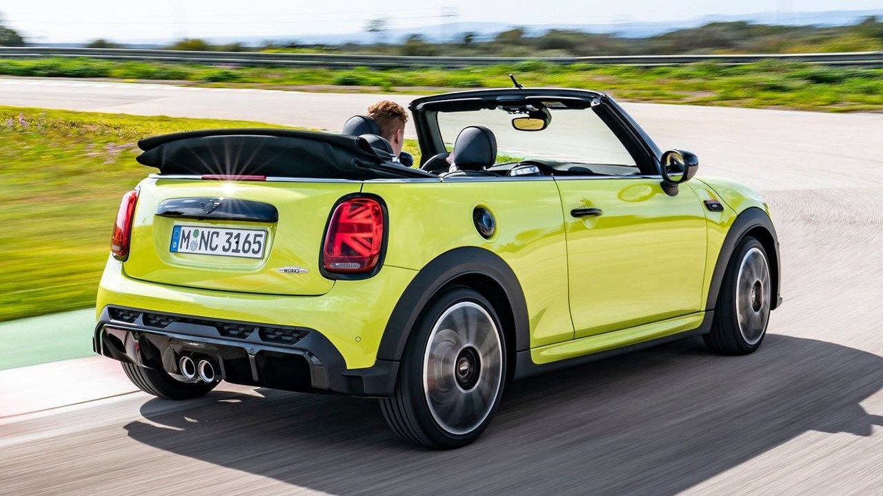 MINI John Cooper Works Cabrio 2022 - posterior