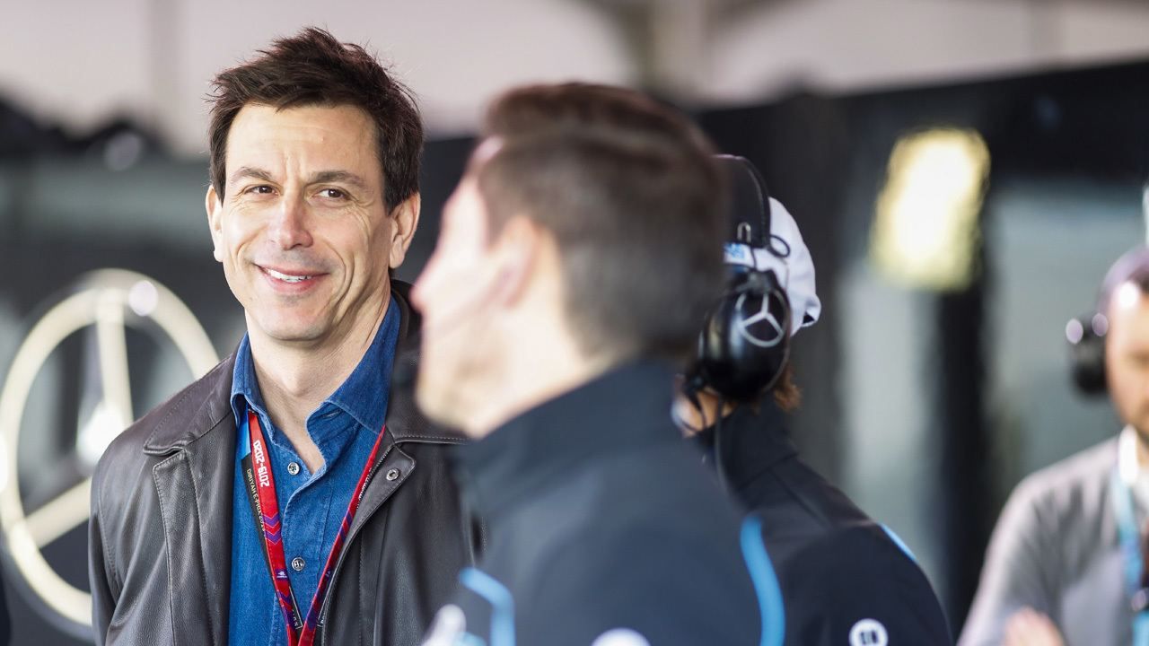 Toto Wolff cree que Fórmula E y Fórmula 1 pueden llegar a correr juntas