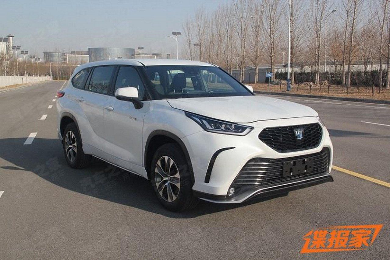 ¡Filtrado! El Toyota Crown SUV ha resultado ser un Highlander rebautizado para China