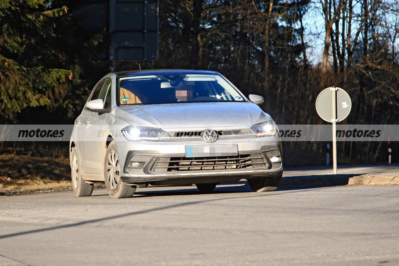 Últimas fotos espía del Volkswagen Polo Facelift 2021 previas a su inminente debut