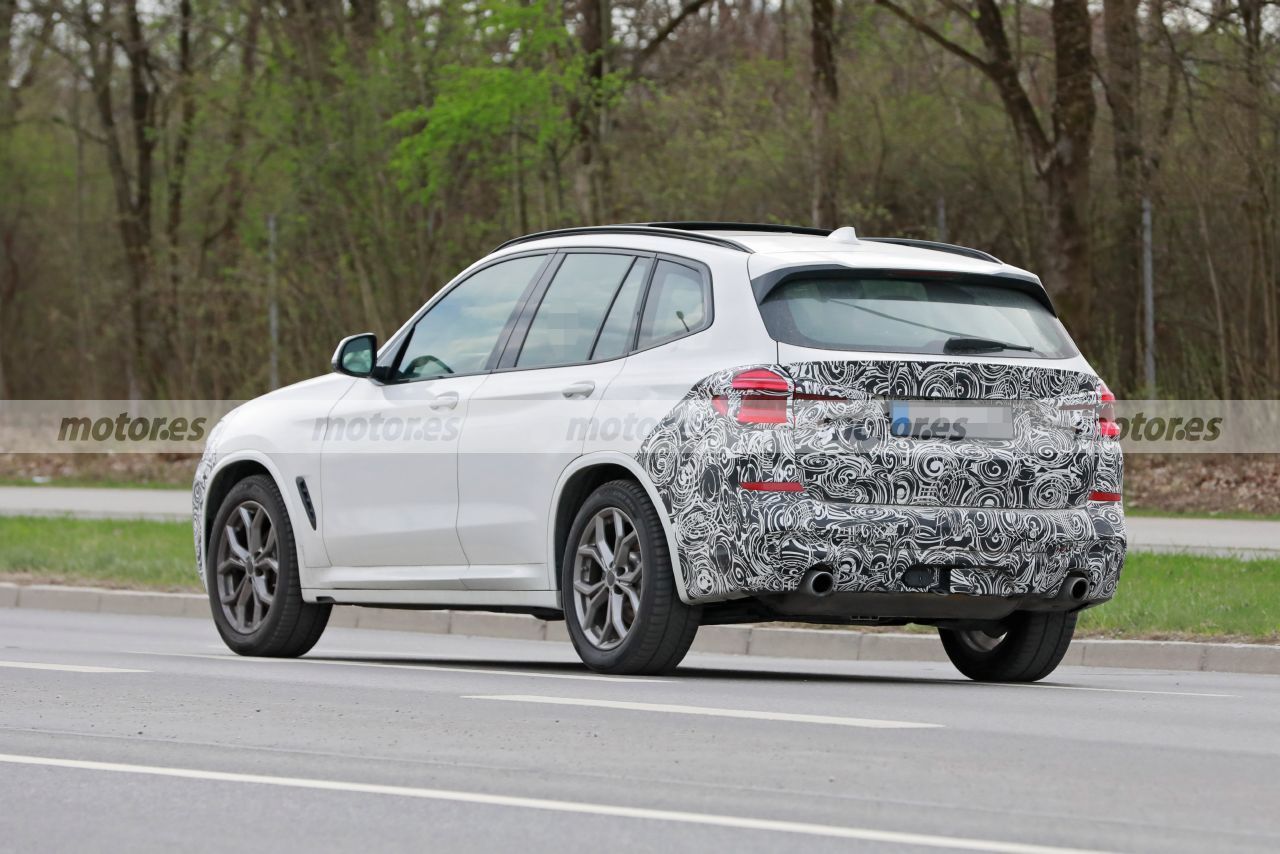 Foto espía BMW X3 LCI 2022 - exterior