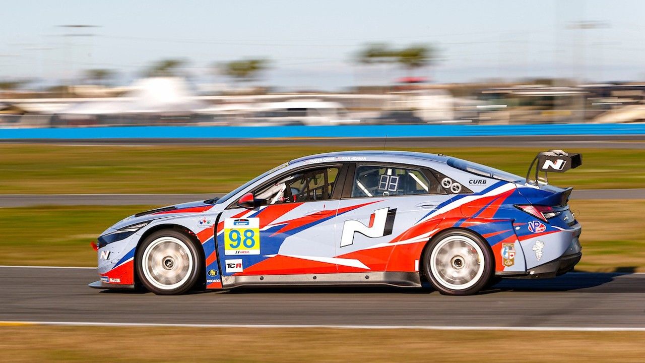 El Hyundai N Elantra TCR es foco de polémicas antes de su debut