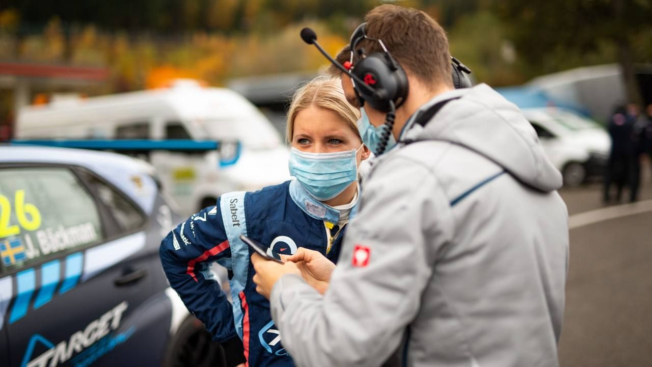 Jessica Bäckman: «Las mujeres tienen lugar en el automovilismo y en el WTCR»