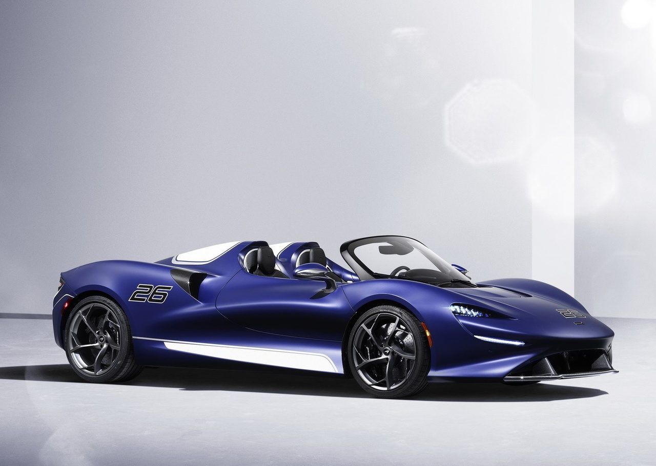 El McLaren Elva ahora es un atractivo roadster gracias a su nuevo parabrisas de carbono