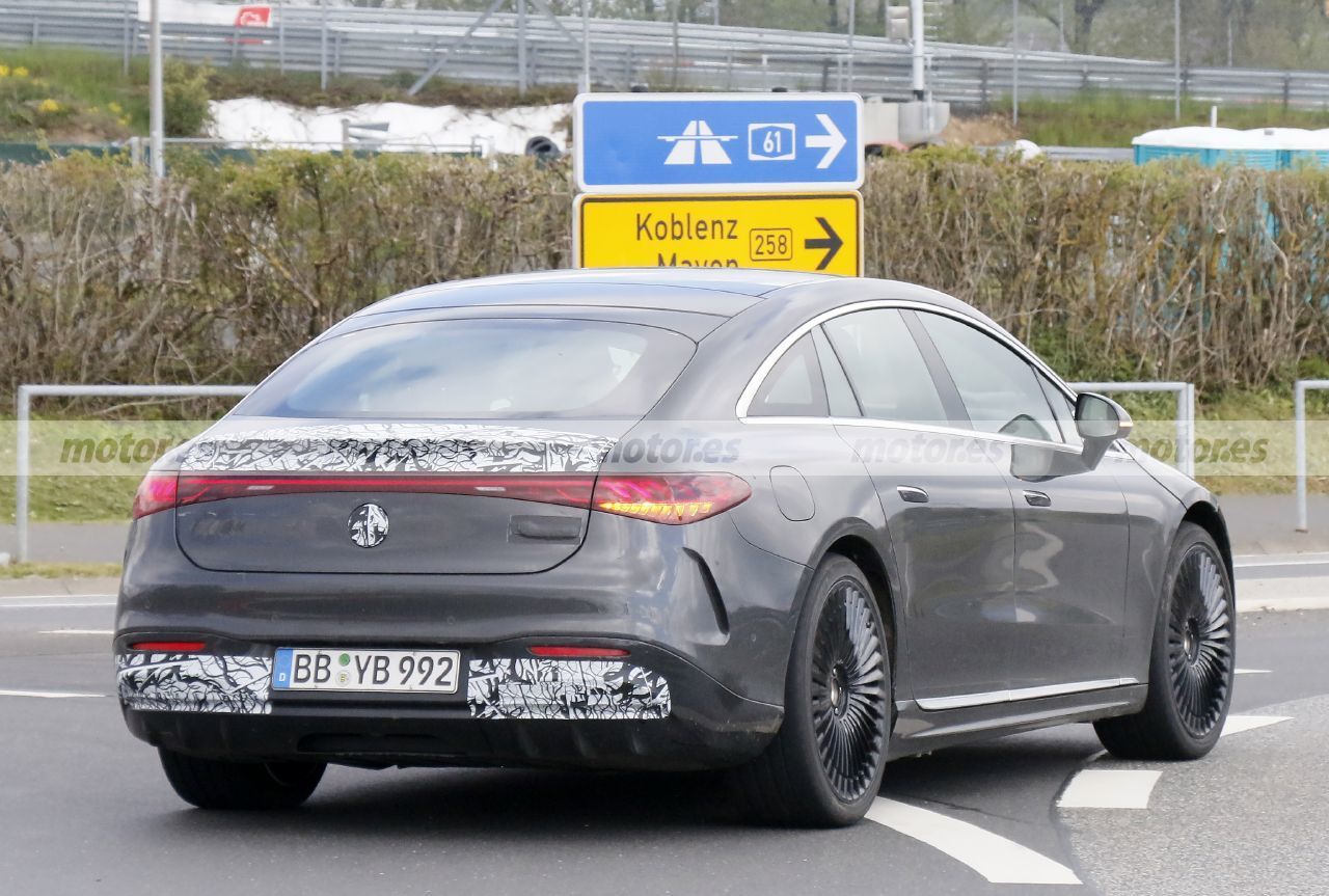 Foto espía Mercedes-AMG EQS 2022 - exterior