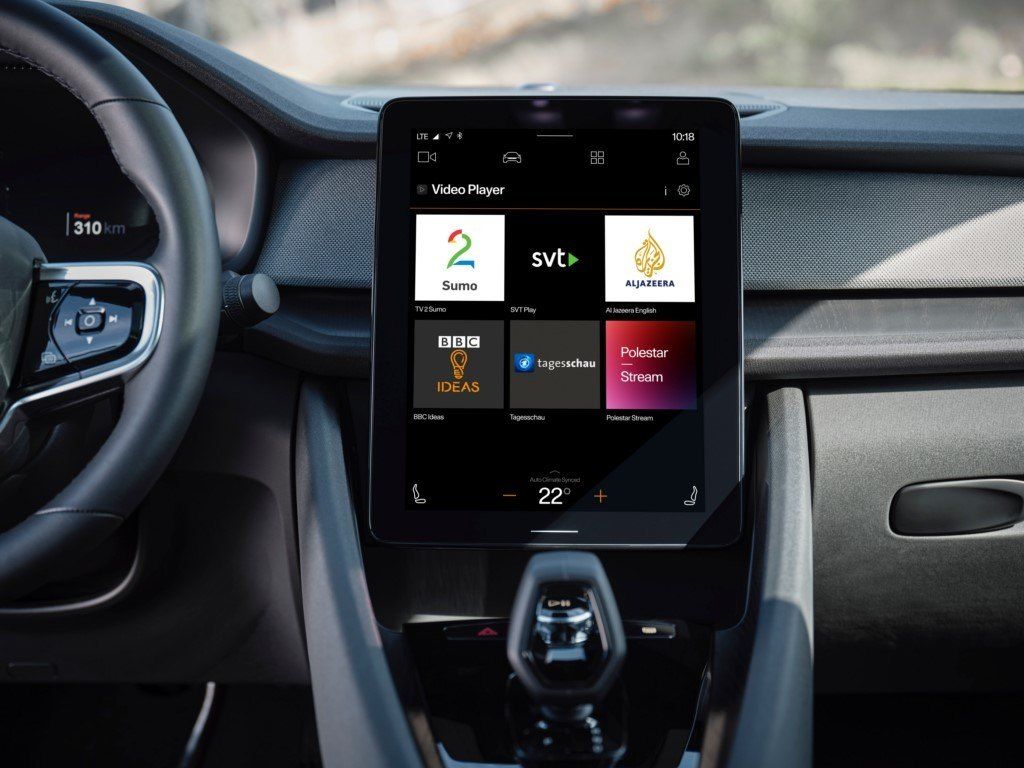El Polestar 2 amplía el equipamiento con una aplicación de vídeo a bordo