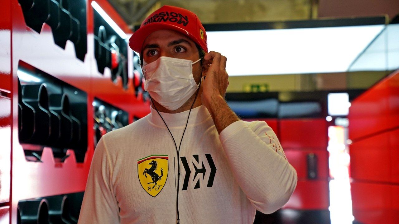 Quién es más difícil de vencer, ¿Leclerc o Alonso? Sainz responde