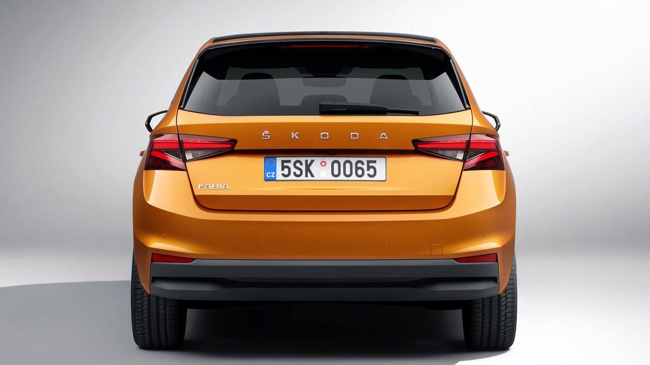 Skoda Fabia 2021 - posterior