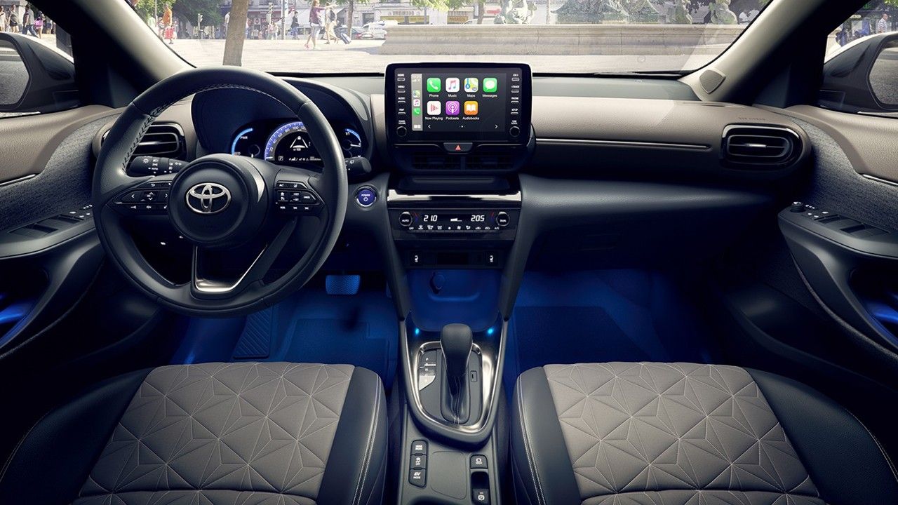 Toyota Yaris Cross - interior