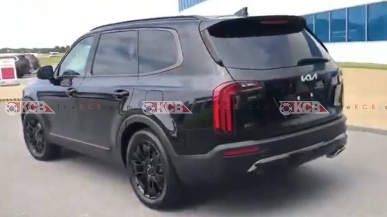 KIA Telluride 2022 - foto espía posterior