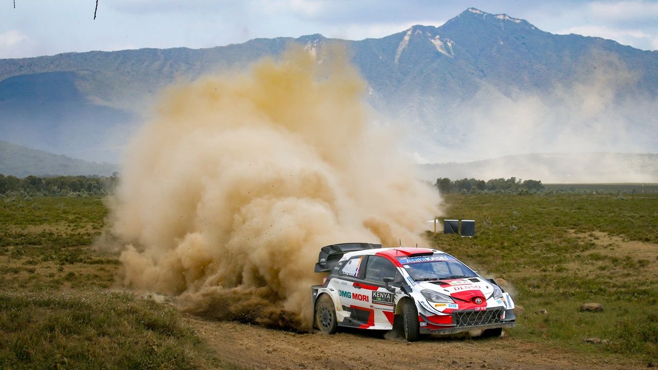 La lluvia da un susto a Neuville y trastoca el podio del Safari Rally