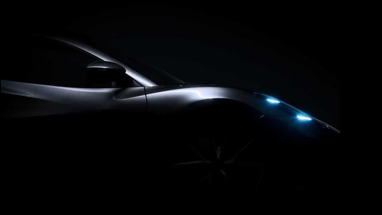 Lotus desvela gran parte del frontal del nuevo Emira en su último teaser