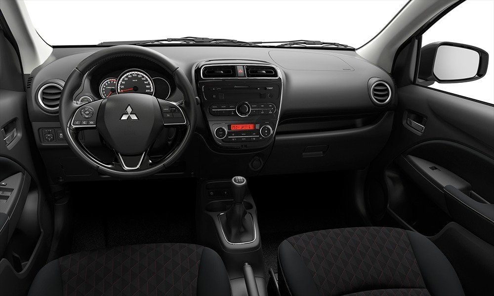 Foto Mitsubishi Space Star Cross - interior