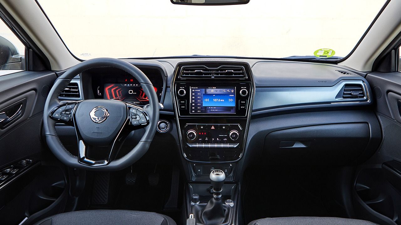 SsangYong Tivoli Grand - interior