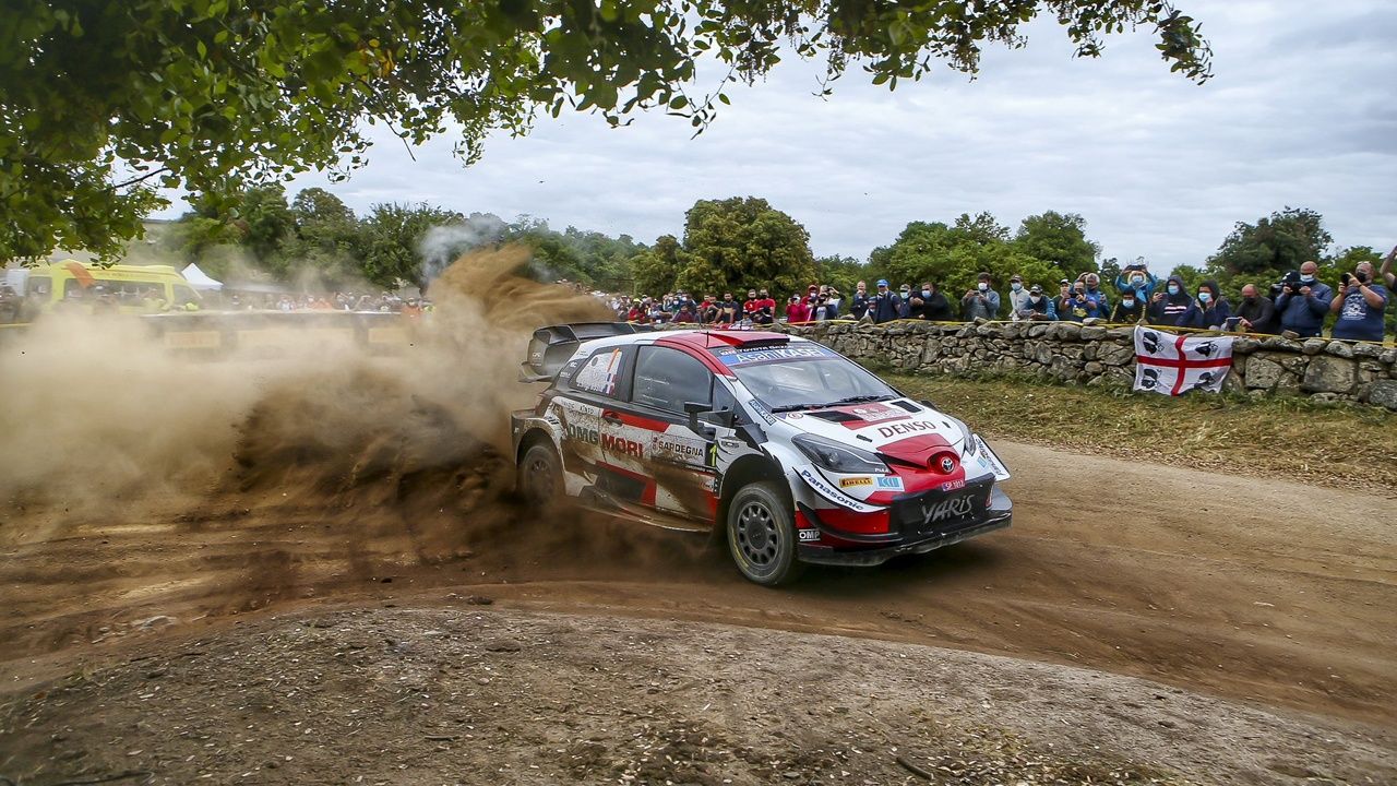 Ogier camina hacia el triunfo en Cerdeña tras el abandono de Sordo