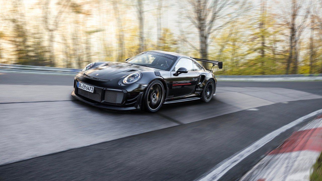 El Porsche 911 GT2 RS vuelve a destrozar el crono en Nürburgring