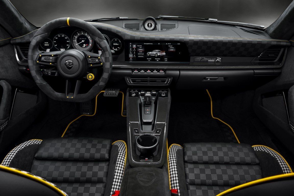 Foto TECHART GTstreet R 2021 - interior