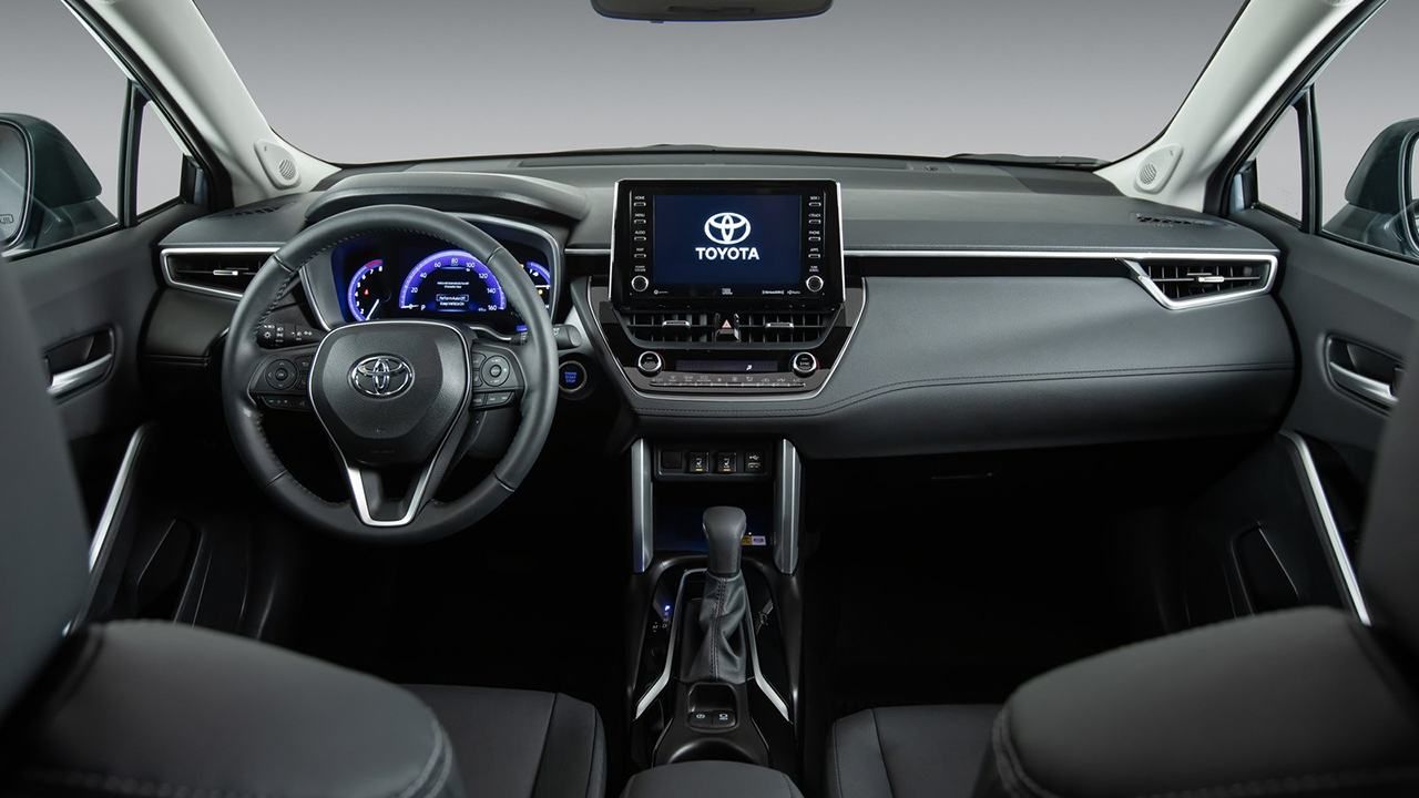 Toyota Corolla Cross 2022 - interior