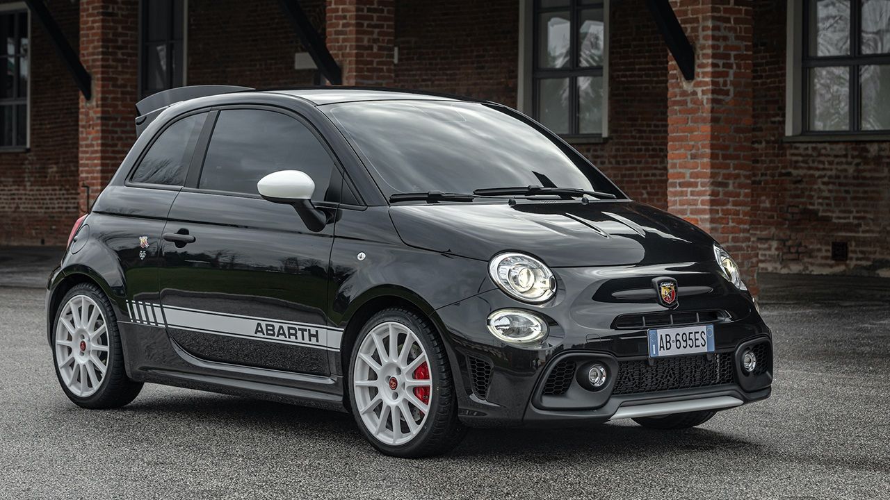 Abarth 695 Esseesse, un deportivo de bolsillo muy exclusivo