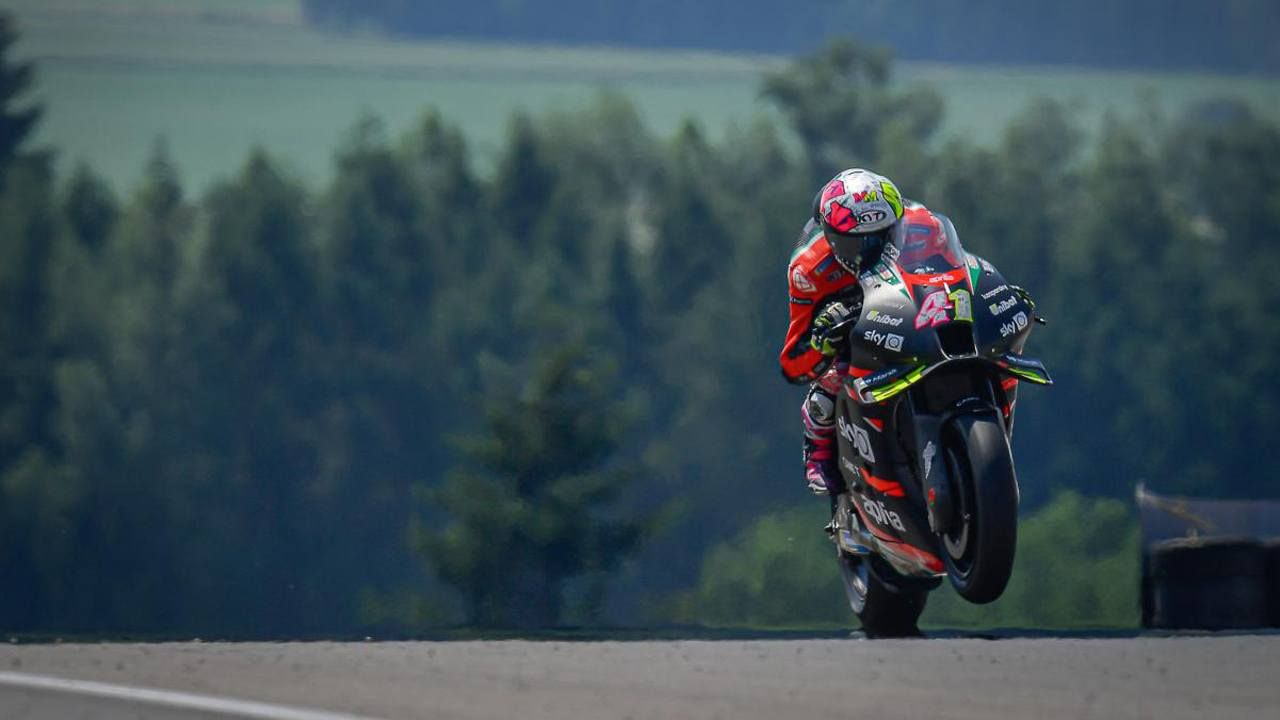 Aleix Espargaró: «Los pilotos que rechazaron a Aprilia no estarán contentos»