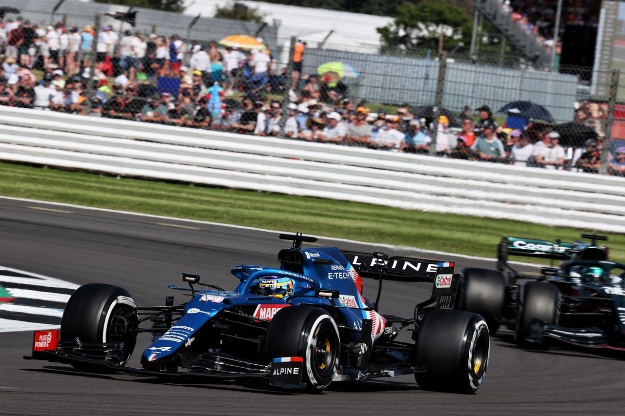 Alonso, 7º en Silverstone: «Vettel tenía demasiado ansia en las primeras curvas»