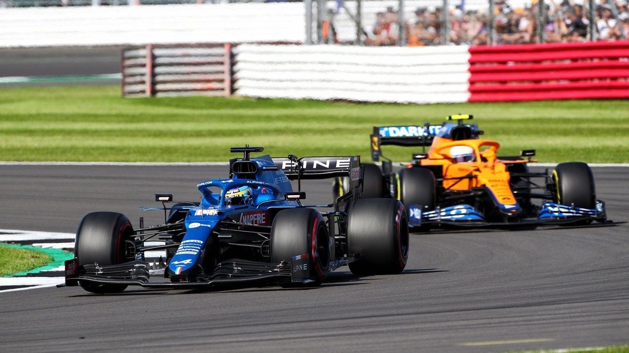 Alonso lo borda al sprint: «Me lo pasé bien en la primera vuelta»