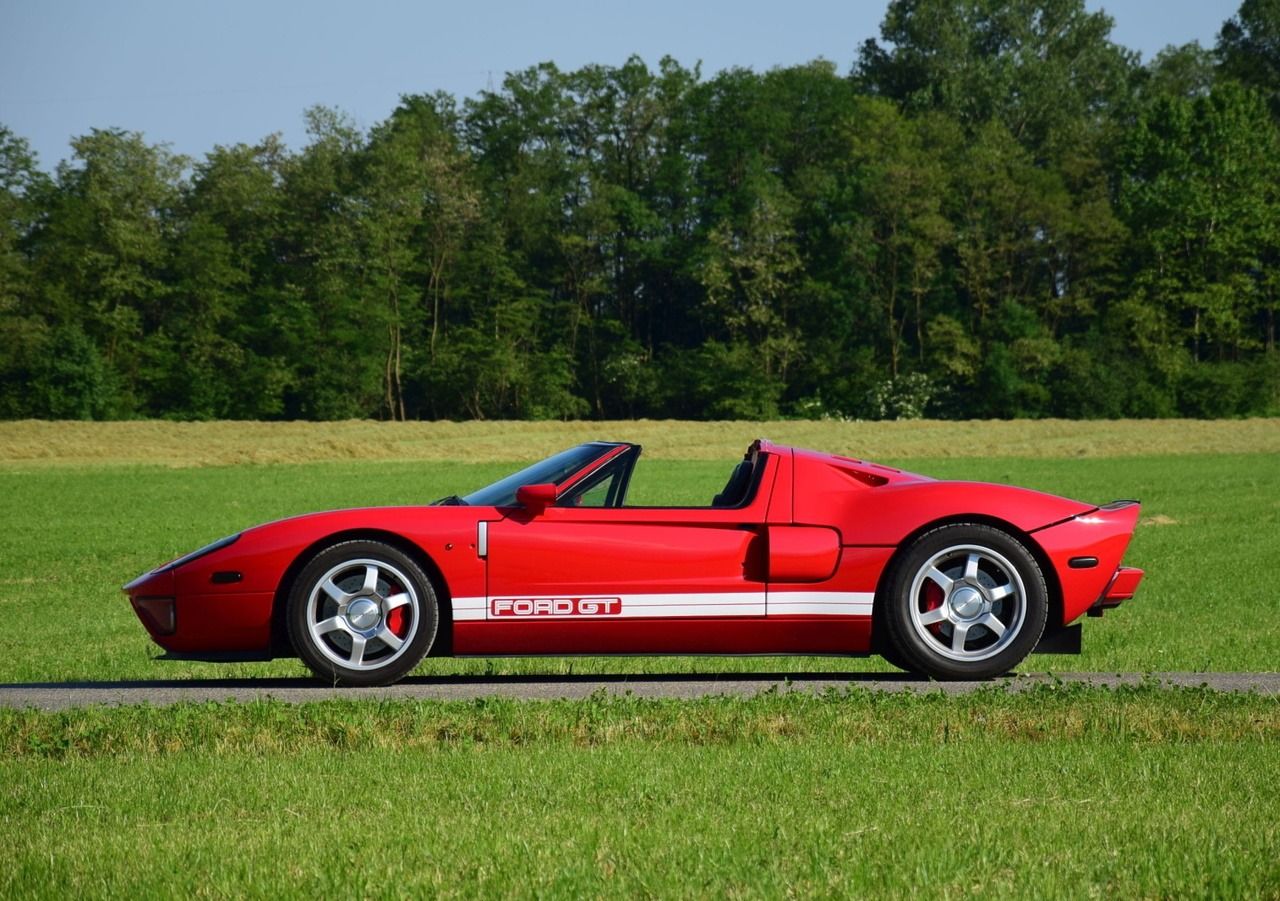 A subasta uno de los pocos Ford GT Spider disponibles fuera de Estados Unidos