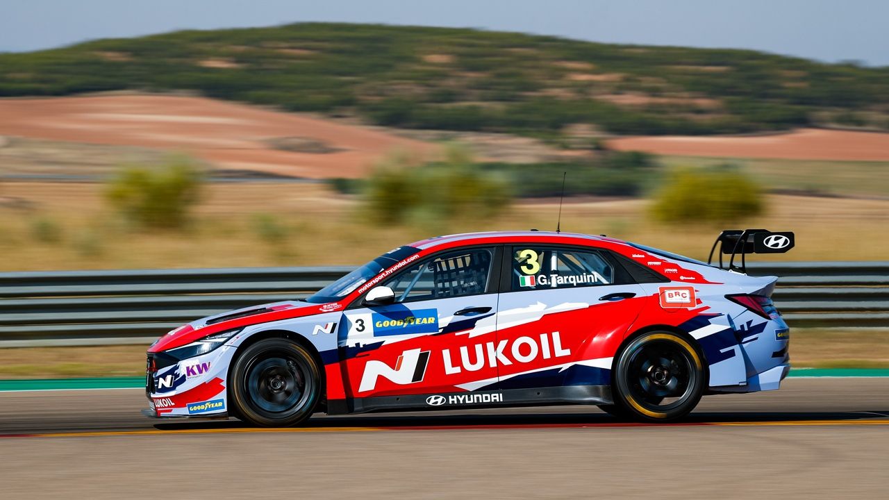 Frédéric Vervisch logra la pole del WTCR en MotorLand por 21 milésimas