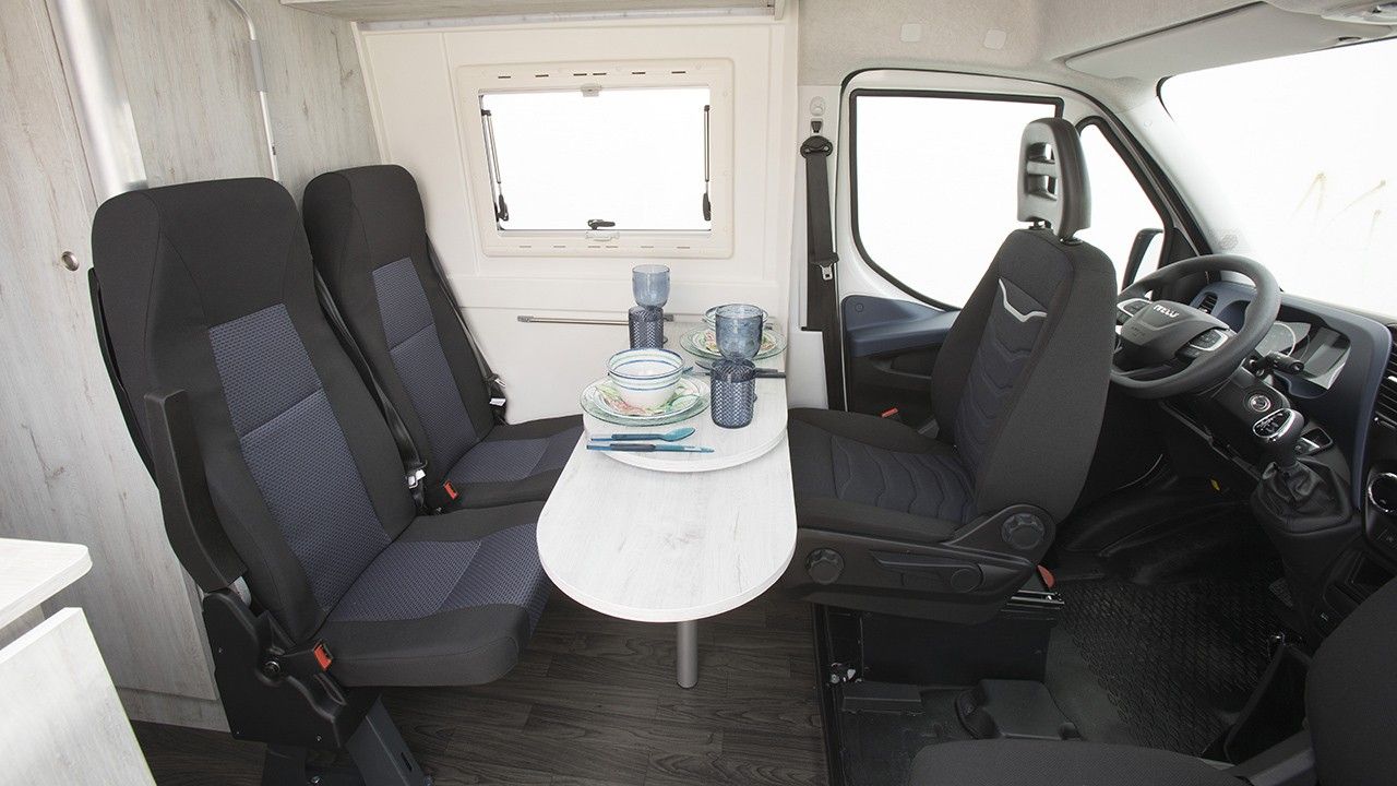 Iveco Daily Camper - interior