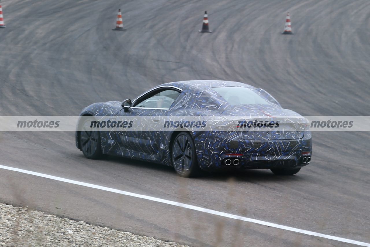 Foto espía Maserati GranTurismo 2022 - exterior