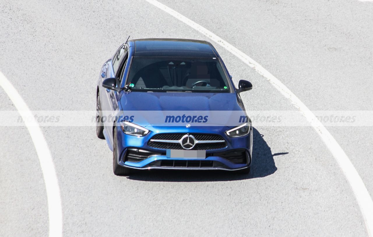 Mercedes Clase C PHEV 2022: fotos espía y secretos de los híbridos enchufables