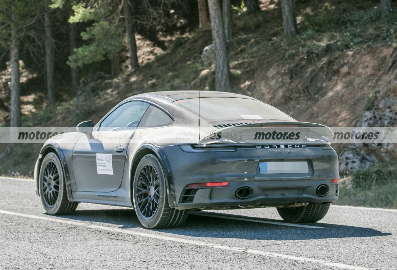 Foto espía Porsche 911 Dakar - exterior