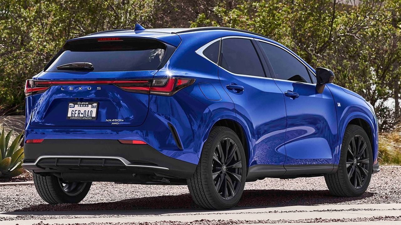 Lexus NX 450h+ - posterior