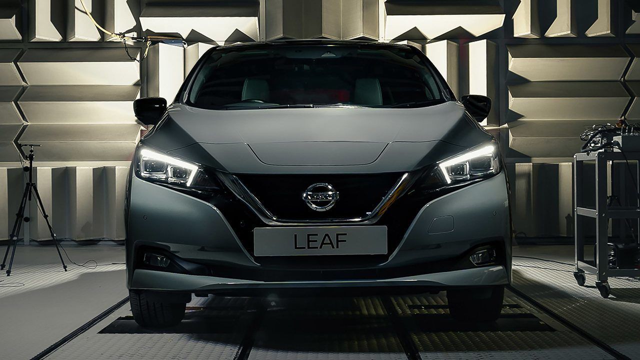 Nissan Leaf 2021 - frontal