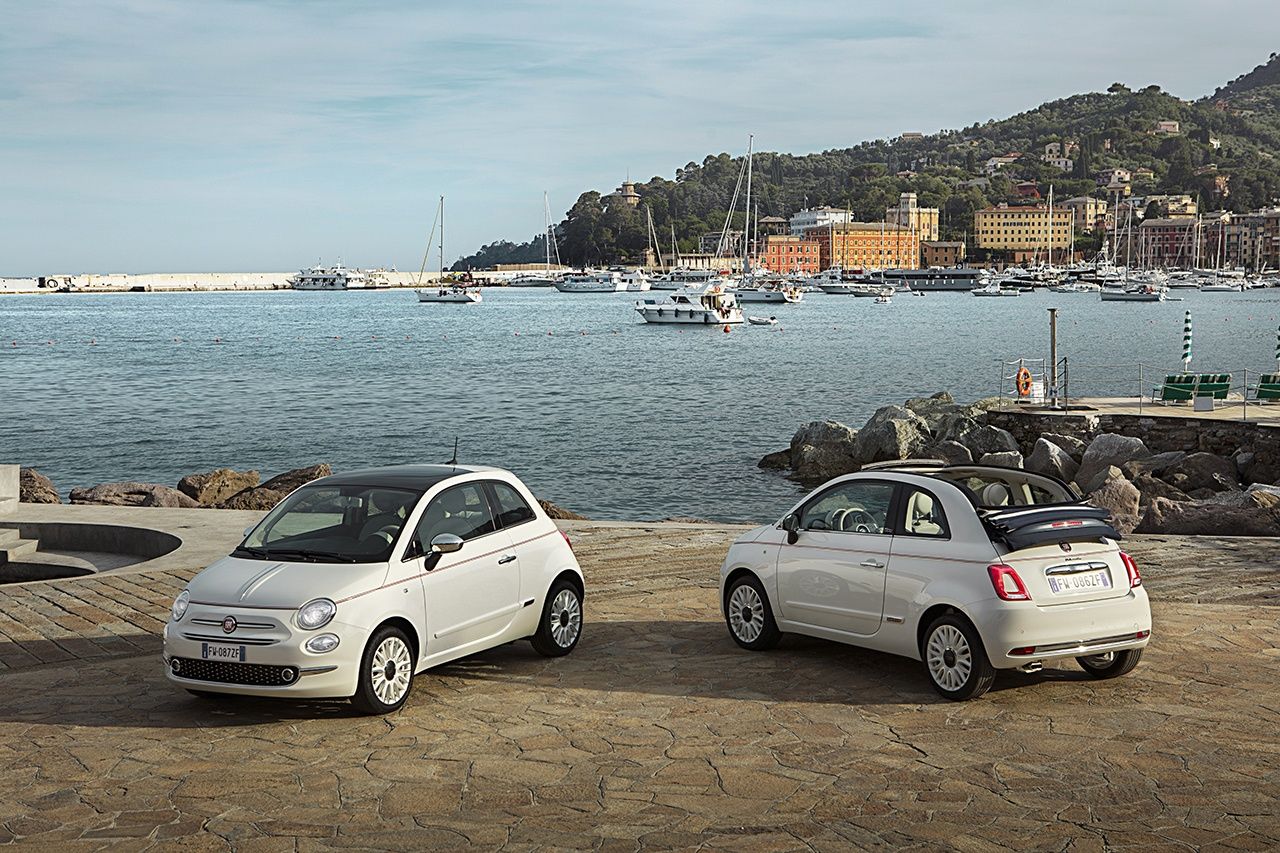 España - Junio 2021: El Fiat 500 muestra su mejor cara en verano