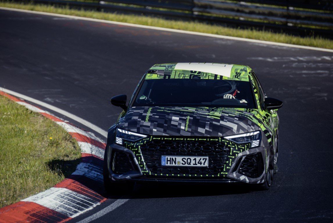 Foto Audi RS 3 Sedán 2022 - exterior