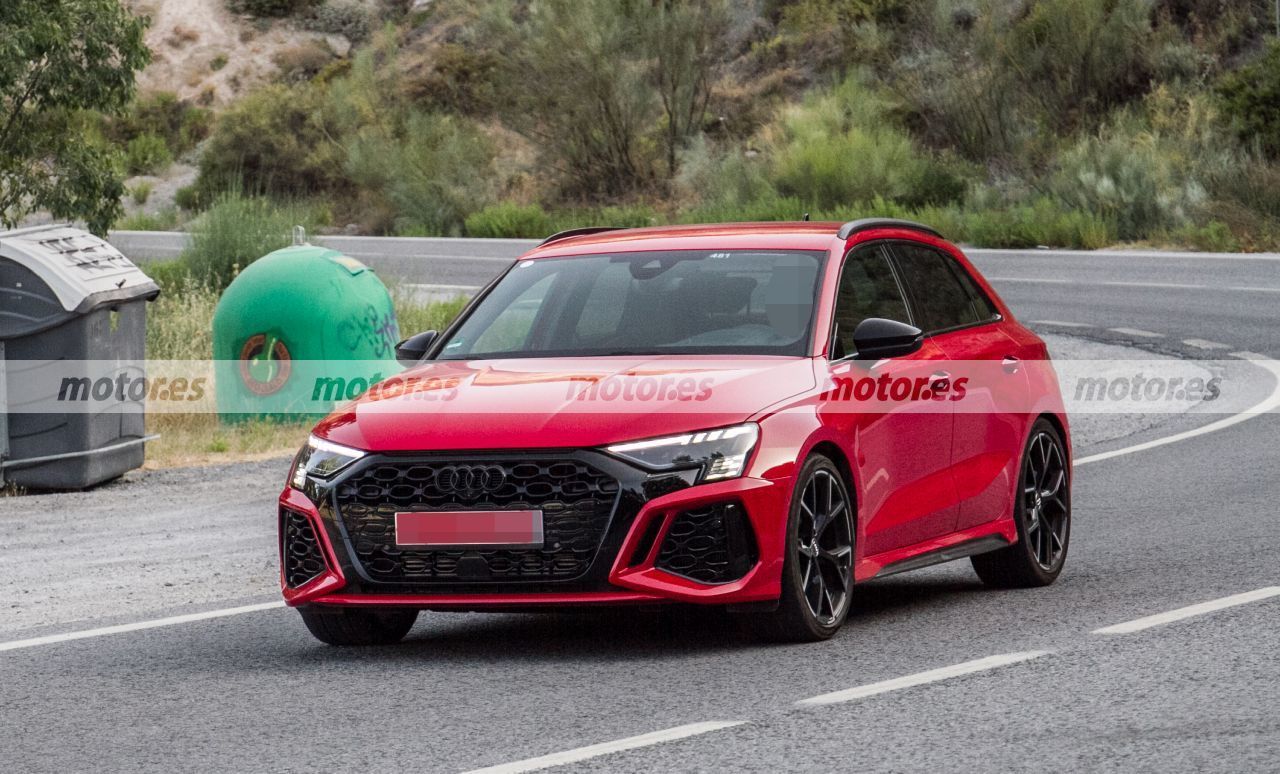 Al natural, el nuevo Audi RS 3 Sportback 2022 apura su última fase de pruebas