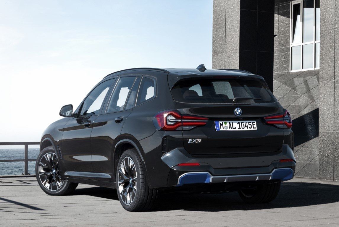 Foto BMW iX3 LCI 2022 - exterior