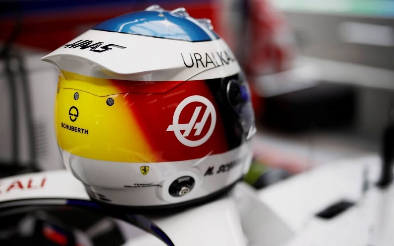 El casco de Mick Schumacher que retrocede 30 años y te hará suspirar