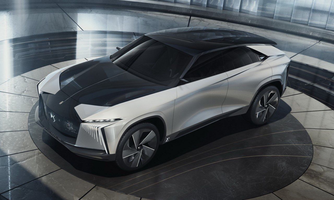 El DS 8 Crossback E-TENSE llegará en 2024, un SUV eléctrico de lujo