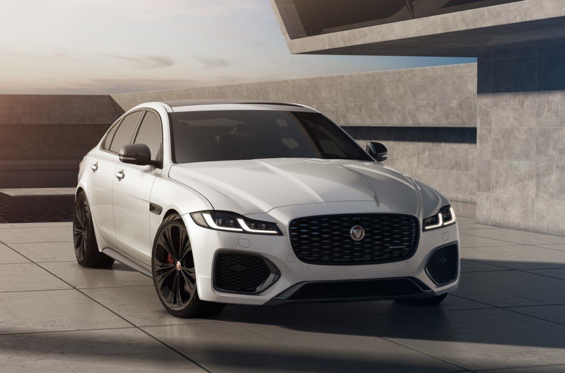 El acabado especial R-Dynamic Black llega a la gama de los Jaguar XF