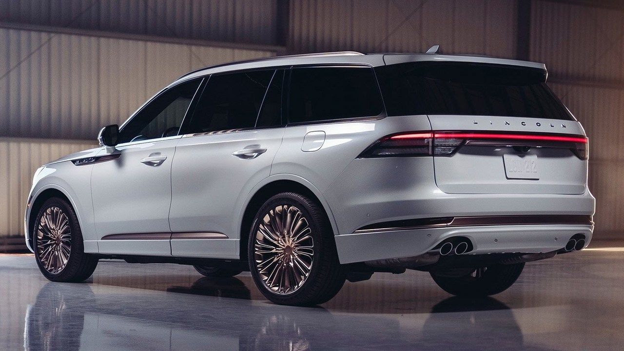 Lincoln Aviator Shinola Concept - posterior